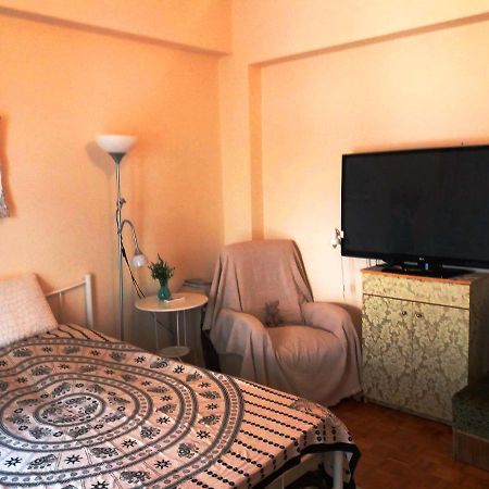 Renovated Apartment In The Center Of Афіни Екстер'єр фото