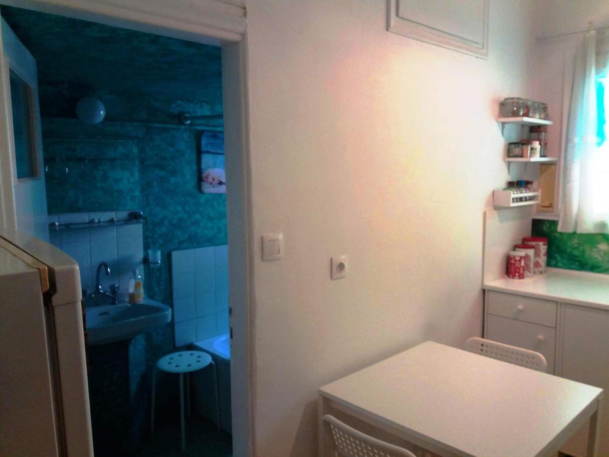 Renovated Apartment In The Center Of Афіни Екстер'єр фото